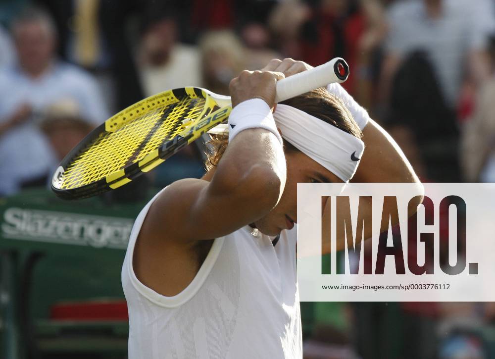 Rafael Nadal (Spanien) Tennis Herren All England Championships 2008, Grand Slam, ATP Tour Einzelbild Wimbledon London Enttäuschung,