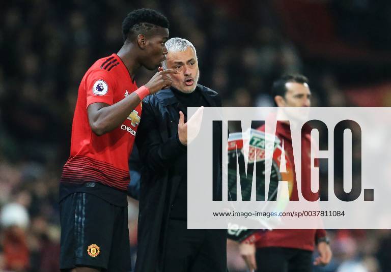 Manchester United ManU manager Jose Mourinho talks with Paul Pogba during the Premier League match at Old Trafford, Manchester. Picture date: 5th December 2018. Picture credit should read: Matt McNulty Sportimage . B69P7659