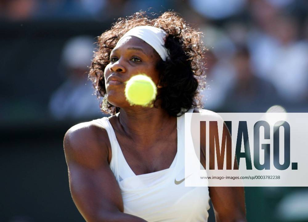 Serena Williams (USA) Tennis Damen All England Championships 2008, Grand Slam, WTA Tour Einzelbild Wimbledon London Dynamik,