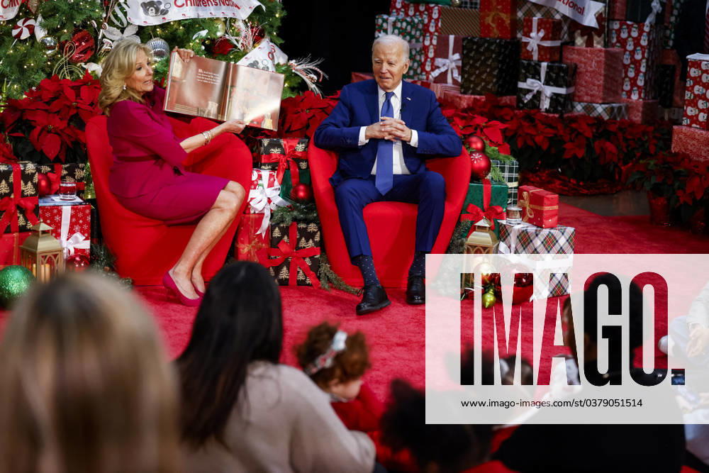 KW51 DC: President and First Lady Biden Visit Children?s National Hospital in Washington, D.C. President Joe Biden and First Lady Jill Biden read Twas the Night Before Christmas to children and their family members at Children?s National Hospital on December 22, 2023 in Washington, D.C. The President and First Lady are visiting with patients and family members at Children?s National Hospital ahead of the Christmas holiday weekend. (Photo by Julia Nikhinson Pool ABACAPRESS.COM) Washington Children s National Hospital DC United States