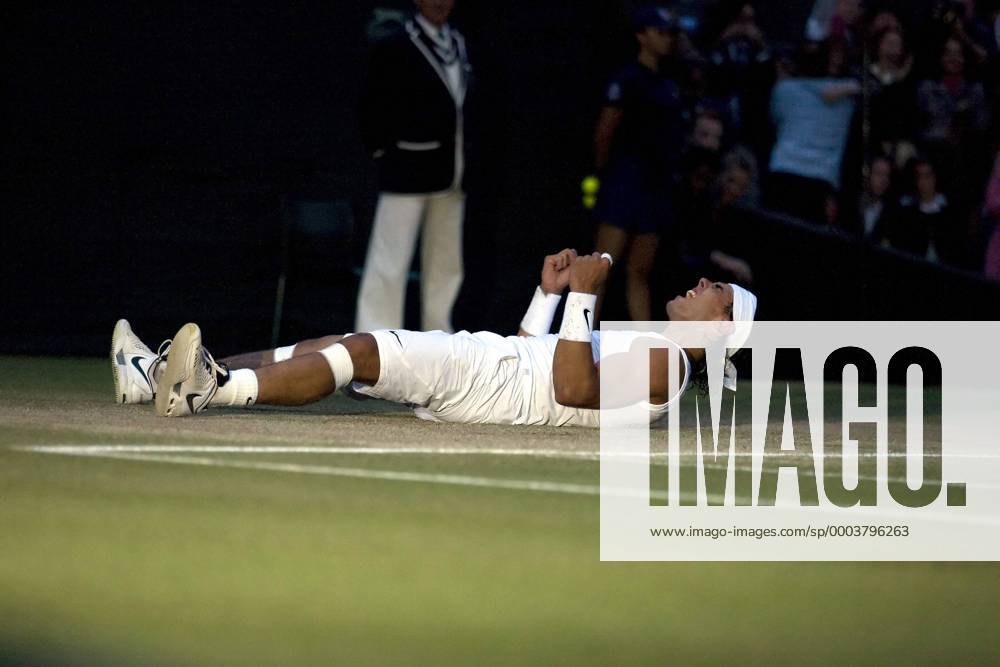 Rafael Nadal (Spanien) gewinnt die All England Championships 2008 Tennis Herren All England Championships 2008, Grand Slam, ATP Tour, Finale Einzelbild Wimbledon London Begeisterung, Freude,