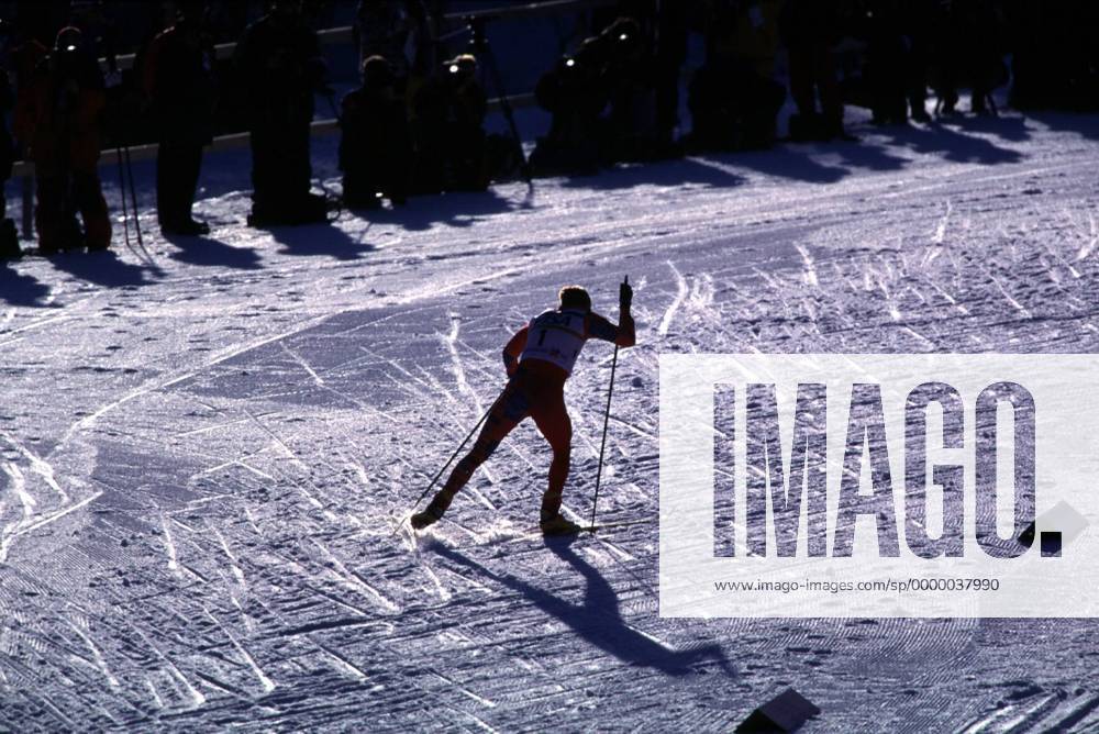 Björn Daehlie in der Loipe im Skistadion Nordischer Skilauf WM Herren Skilanglauf, Langlauf, Ski Nordisch, Nordischer Skisport: Weltmeisterschaft, Freier Stil Totale Trondheim