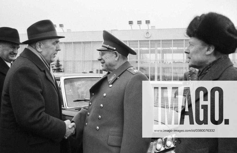 Moscow, USSR. First Secretary of the Central Committee of the Polish United Workers Party Edward Gierek who took part in the meeting of the Political Consultative Committee of the Warsaw Treaty Member States, and USSR Defence Minister, Marshal of the Soviet Union Dmitry Ustinov (L-R front) shake hands during the farewell ceremony at the Vnukovo airfield. Vasily Yegorov TASS 24763493