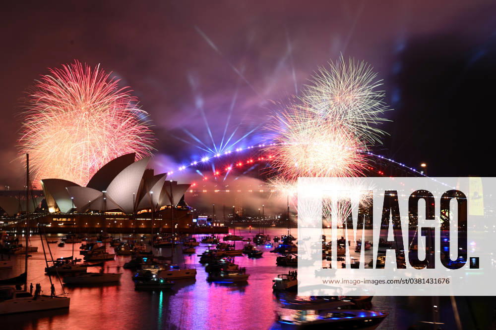 SYDNEY NYE FIREWORKS 2023, The 9pm fireworks are seen during New Year?s Eve celebrations in Sydney, Sunday, December 31, 2023. ( NO ARCHIVING, , NO USE IN BOOKS WITHOUT CONSENT SYDNEY NEW SOUTH WALES AUSTRALIA