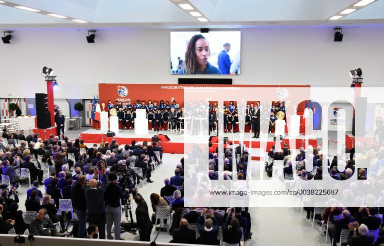 Emmanuel Macron ( president de la Republique ) a l inauguration de la Maison du Handball - Laurent Cathala ( maire de Creteil ) - Joel Delplanque ( president FFHB ) - Valerie Pecresse ( presidente de la region ile de france ) NEWS : Emmanuel Macron a l inauguration de la Maison du Handball - Creteil - 09 01 2019 FedericoPestellini Panoramic