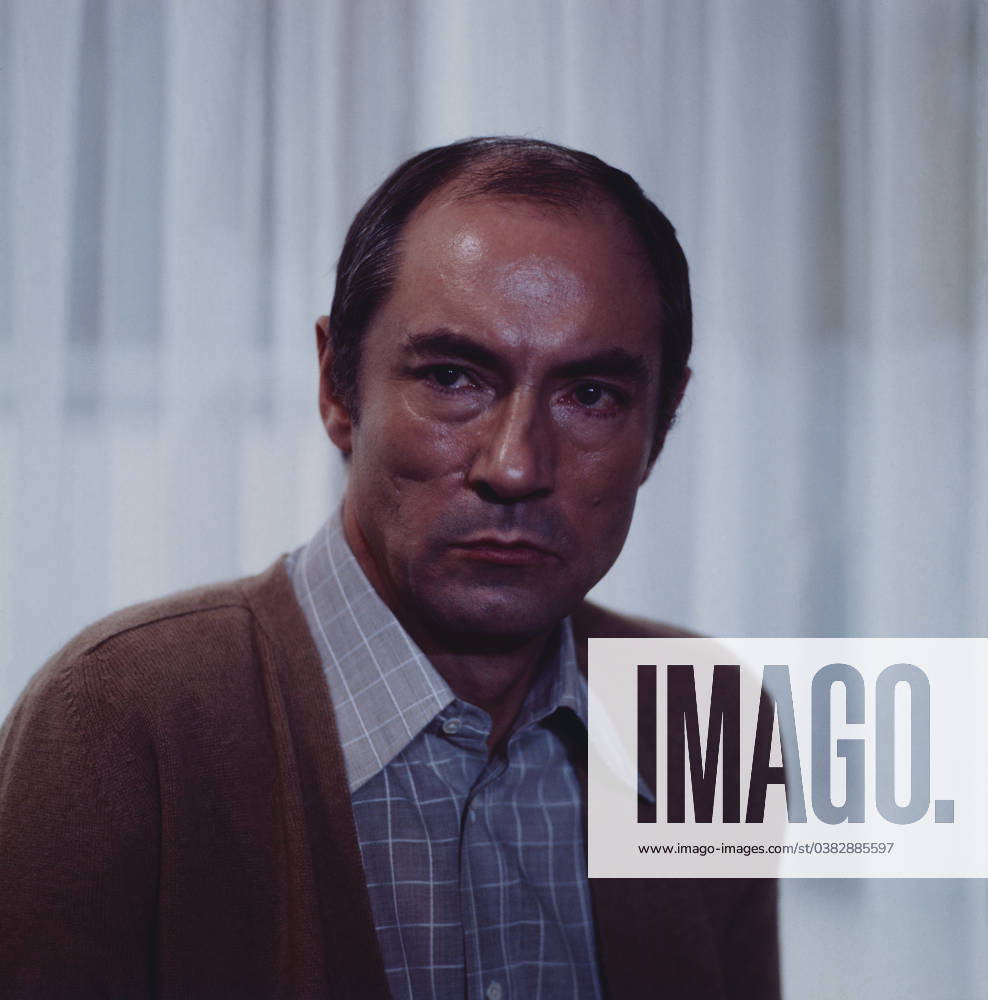 MARTIN BENRATH Martin Benrath, deutscher Schauspieler, bedeutender Bühnendarsteller, Portrait, 1974. Martin Benrath, German actor and major stage actor, Portrait, 1974., Deutschland