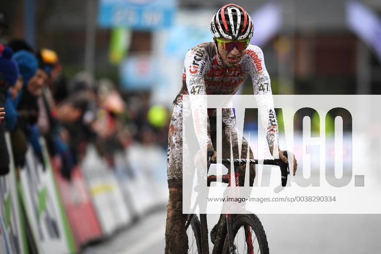 Belgian Niels Vandeputte crosses the finish line at the men s U23 race at the Belgian national championships cyclocross, Sunday 13 January 2019 in Kruibeke. lea nouveaux DAVIDxSTOCKMAN x05508139x