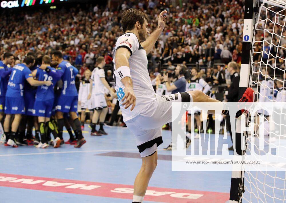 Uwe Gensheimer disappointed after game end disappointment after game end sport handball world championship men season 2018 2019 15 01 2019 Germany GER DHB vs France FRA