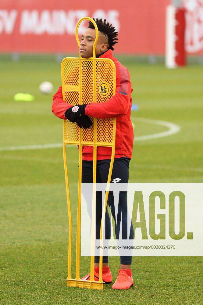 KW03 PIERRE KUNDE MALONG TRAINING MAINZ 05 MAINZ
