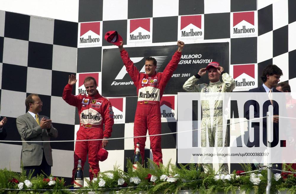 Michael Schumacher (Mitte, Deutschland), Rubens Barrichello (li., Brasilien beide Ferrari) und David Coulthard (Schottland McLaren) Motorsport Grand Prix Herren Großer Preis von Ungarn 2001, Formel 1 Weltmeisterschaft, F1, F, GP, WM, Vdig Gruppe Hungaroring Budapest