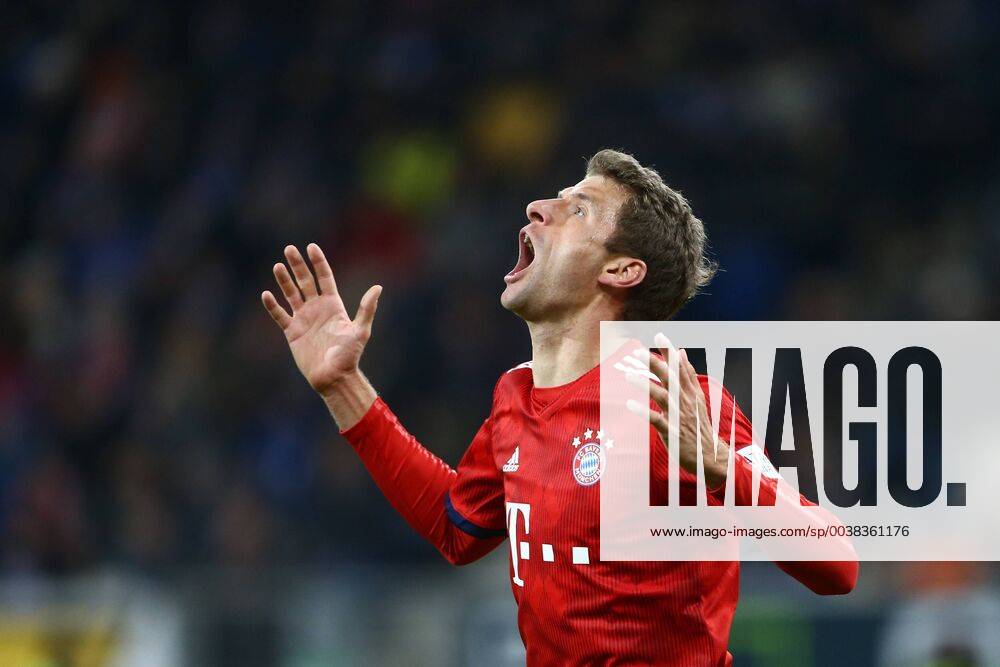 Thomas Mueller FC Bayern Muenchen quarrels with himself TSG 1899 Hoffenheim vs. FC Bayern Muenchen Football 1 Bundesliga 18 01 2019 DFL regulations prohibit any use of photographs as image sequences and or quasi video TSG 1899 Hoffenheim vs. FC Bayern Muenchen Football 1 Bundesliga 18 01 2019 Hoffenheim