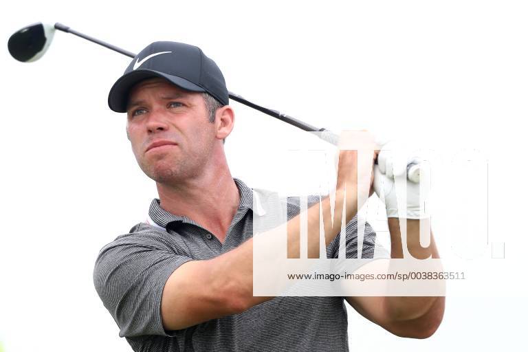 Singapore - Paul Casey of England tees off on the 6th hole during the second round of the Singapore Open at the Serapong Course, Sentosa Golf Club. Golf 2019: Singapore Open: Second Round - ZUMAm170 20190118_zap_m170_006