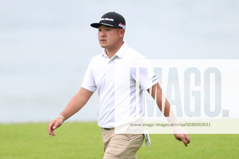 Singapore - Taihei Sato of Japan walks along the fairway on the 7th hole during the second round of the Singapore Open at the Serapong Course, Sentosa Golf Club. Golf 2019: Singapore Open: Second Round - ZUMAm170 20190118_zap_m170_035