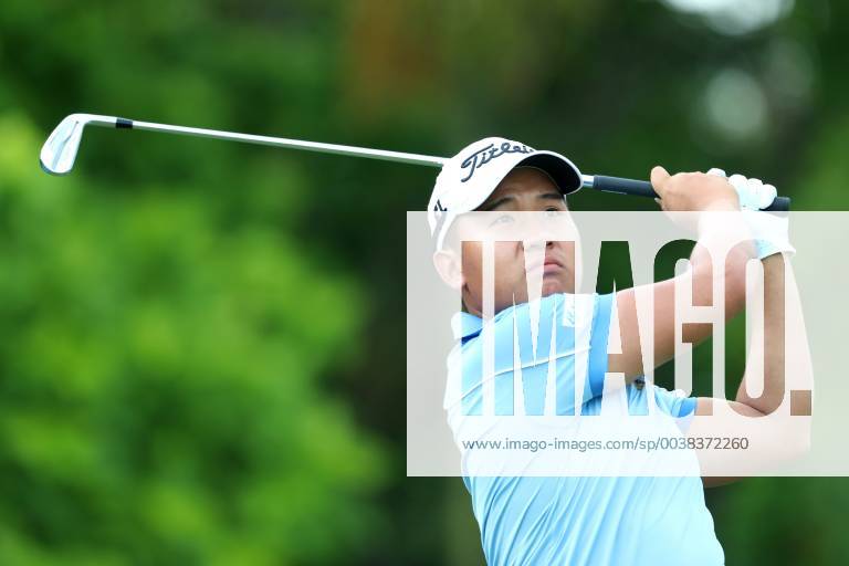 Singapore - Poom Saksansin of Thailand tees off on the 14th hole during the third round of the Singapore Open at the Serapong Course, Sentosa Golf Club. Golf 2019: Singapore Open - Third Round - ZUMAm170 88591755st