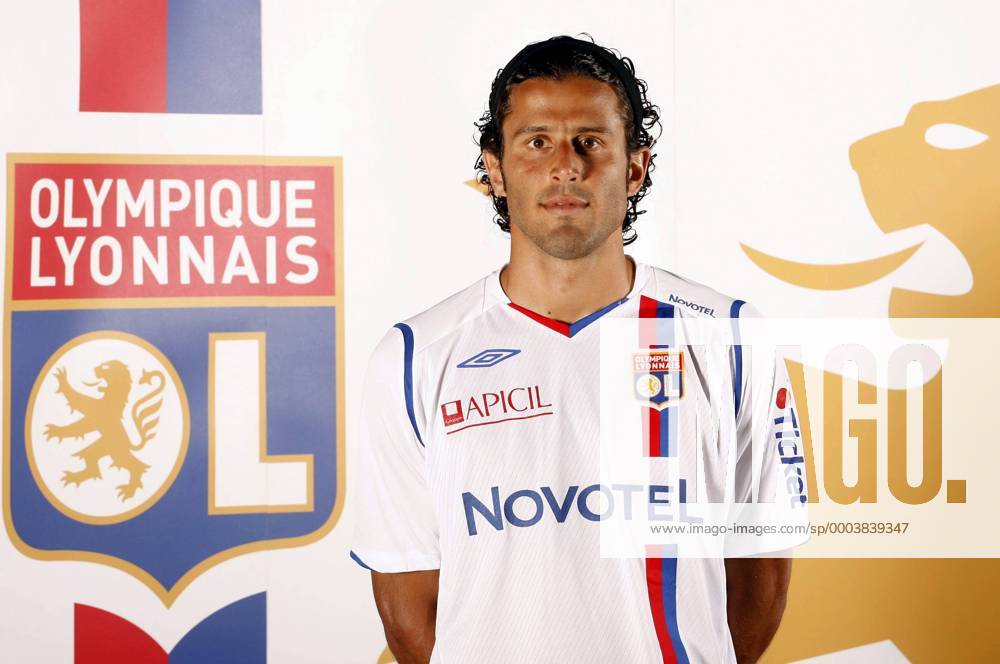 Fabio Grosso (Lyon) - (pan27068) Fußball Herren Ligue 1 2008 2009, 1. Französische Liga, Olympique Lyonnais, OL, Fotoshooting, Vdig Einzelbild Lyon