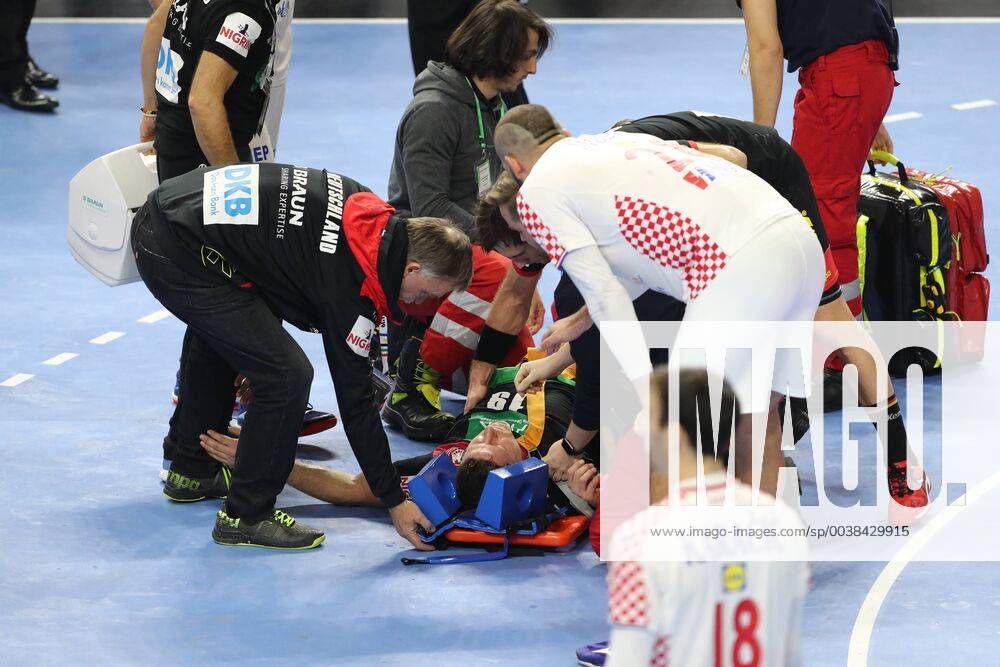 Sport Handball World Championship Main Round in Cologne Lanxess Arena Germany vs Croatia Injury Martin Strobel Germany 21 01 19