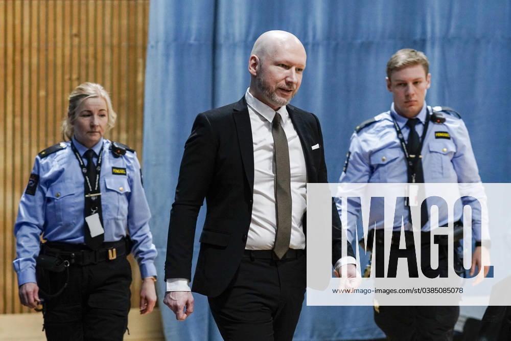 Anders Behring Breivik til sak mot staten om soningsforhold Tyristrand 20240109. Dag to av rettssaken hvor Oslo tingrett behandler saken som gjelder Anders Behring Breiviks soningsforhold og hans rettigheter etter Den Europeiske Menneskerettighetskonvensjonen. Rettssaken finner sted i en gymsal i Ringerike fengsel. Breivik, som na kaller seg Fjotolf Hansen, ble aret etter terrorangrepene mot Oslo og Utoya 22. juli 2011, domt til 21 ars forvaring med en minstetid pa 10 ar. 77 mennesker mistet livet i angrepene. Foto: Cornelius Poppe NTB Tyristrand Norge 4CSS_yui41c Ref:_BNC4CSS_yui41c.jpg