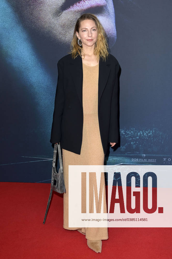 Katharina Schüttler at the premiere of the film 15 Years at Kino International Berlin, 08 01 2024 Foto:xF.xFuturexImagex 15_jahre_4149