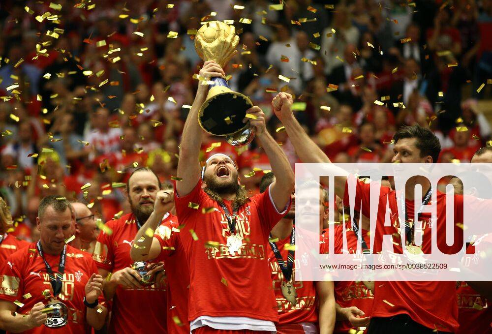 Mikkel Hansen re Goalkeeper Niklas Landin with World Cup World Champion Winner Winner Sport Handball World Championship World Championship Mens Final Season 2018 2019 27 01 2019 Norway NOR vs Denmark DEN