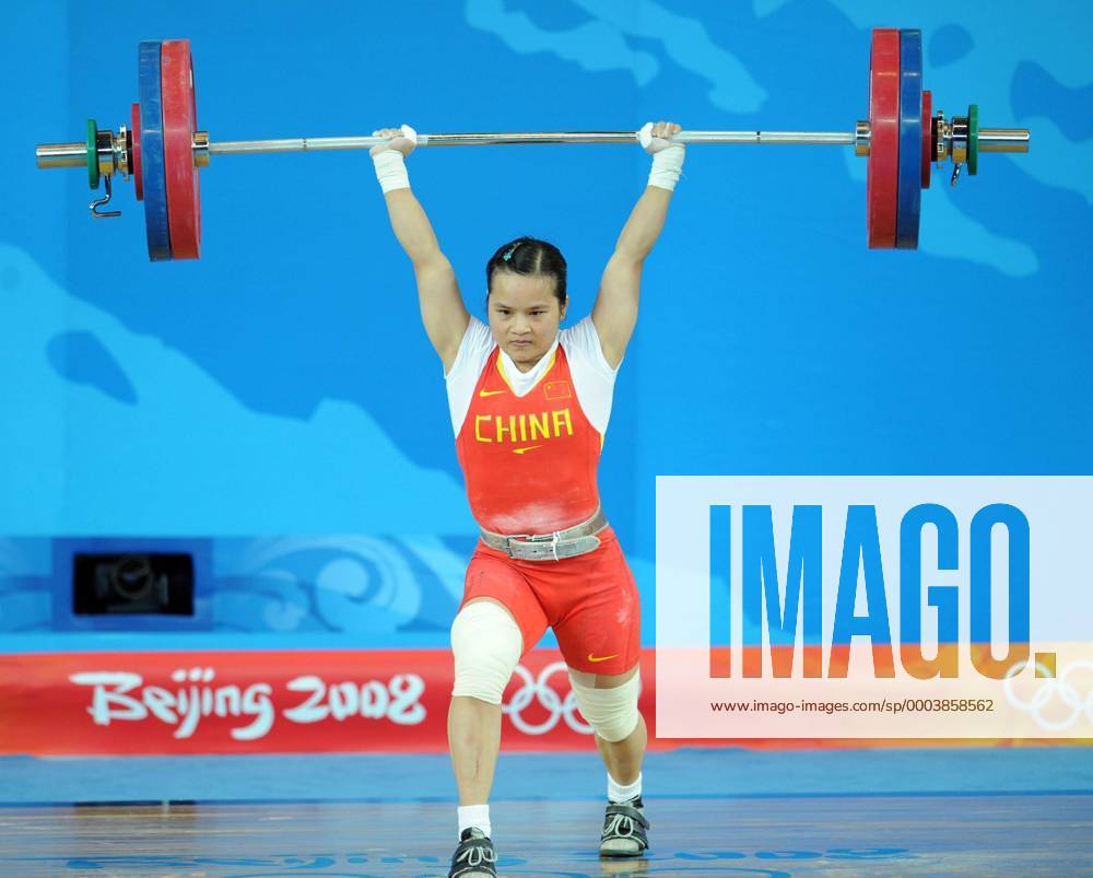 Chen Xiexia (China) - Gewichtheben OS Sommer Damen Olympische Spiele Peking 2008, Sommerspiele, Klasse bis 48 Kilogramm, kg, 48kg Einzelbild Peking
