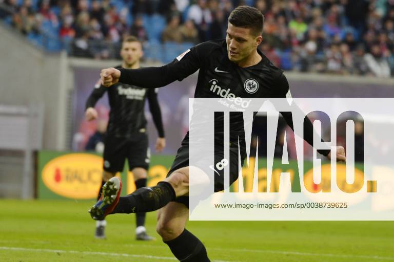 Football 1 Bundesliga 2018 2019 21 Matchday Match 183 RB Leipzig vs Eintracht Frankfurt 09 02 2019 Luka Jovic Eintracht Frankfurt 8 Back number 8 during the match RB Leipzig vs. Eintracht Frankfurt on 09 02 2019 in Leipzig at the goalscoring Leipzig Saxony Germany Red Bull Arena Leipzig