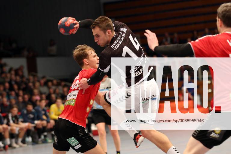 Handball 2 Handball Bundesliga 2018 2019 Handball Sportverein Hamburg vs. HC Rhein Vikings Paul Skorupa HC Rhein Vikings Lukas Ossenkopp Handball Sportverein Hamburg successful goalscoring Sporthalle Hamburg Hamburg Hamburg