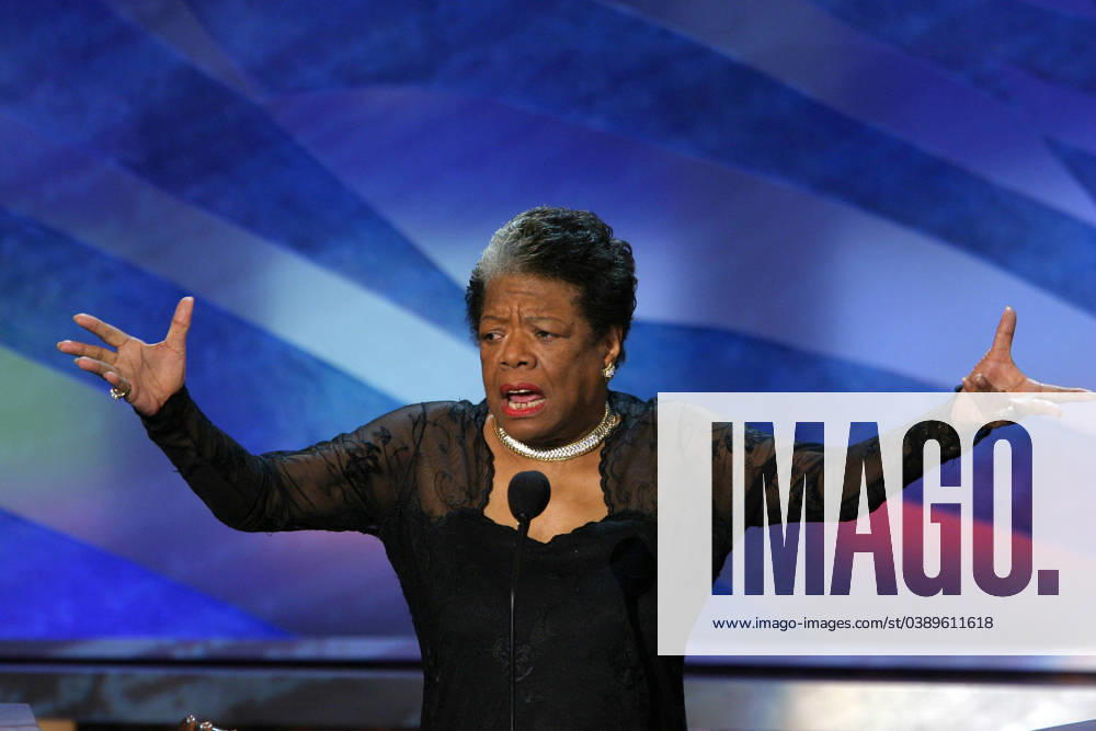 IMAGO ICONS: Maya Angelou Democratic Convention, Boston, 7 27 04 Poet Maya Angelou addressing the Democratic National Convention in Boston, 7 27 04. Boston MA United States