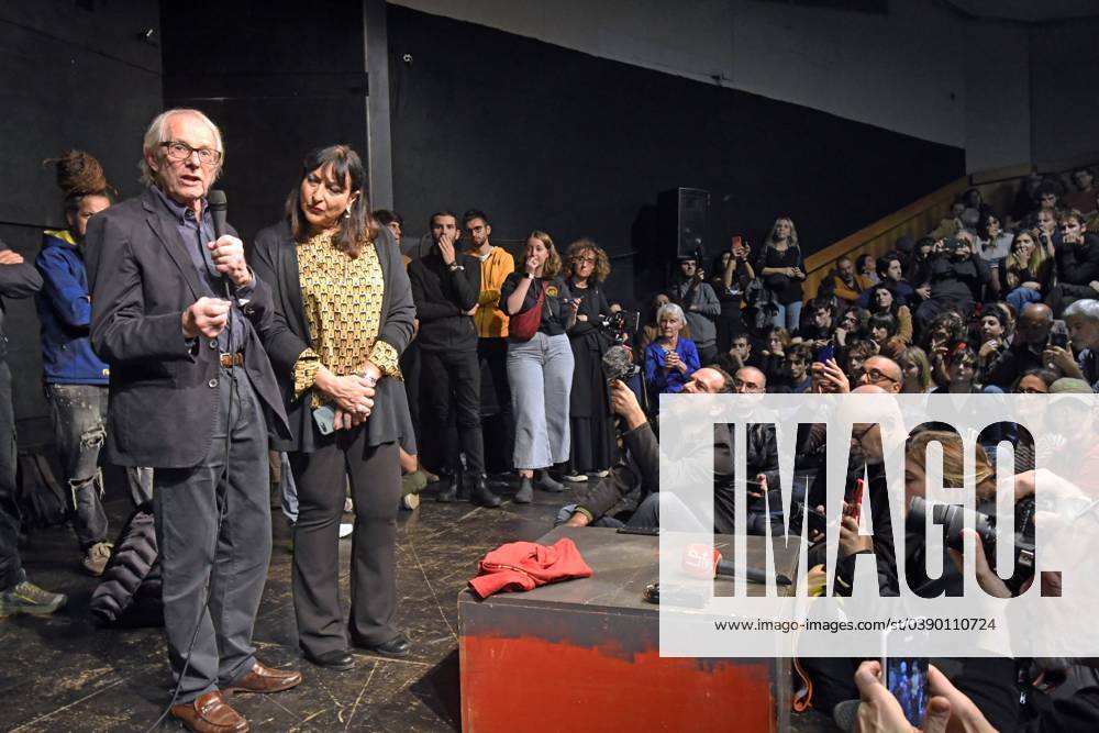 Director Ken Loach in Rome during the meeting inside Spin Time, Rome, Ital 15 Nov 2023 Director Ken Loach in Rome during the meeting inside Spin Time, an occupied building at risk of eviction by the police, Rome, Ital 15 Nov 2023, Credit:Mimmo Frassineti Avalon Italy, Rome