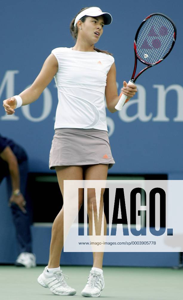 Ana Ivanovic (Serbien) enttäuscht - (NYP20080828332) Tennis Damen US Open 2008, Grand Slam, WTA Tour Einzelbild Flushing Meadows New York, NY N Y Enttäuschung,