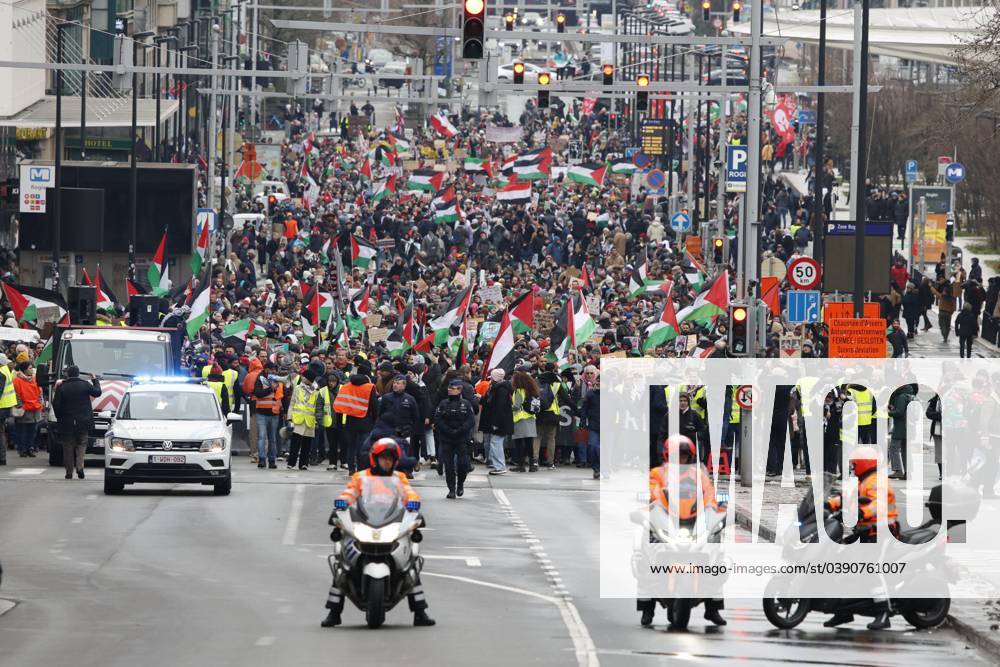 People attend a demonstration to show solidarity with the Palestinian people, Sunday 21 January 2024 in Brussels, calling for the Belgian government to take action against the state of Israel. NICOLASxMAETERLINCK 84399170