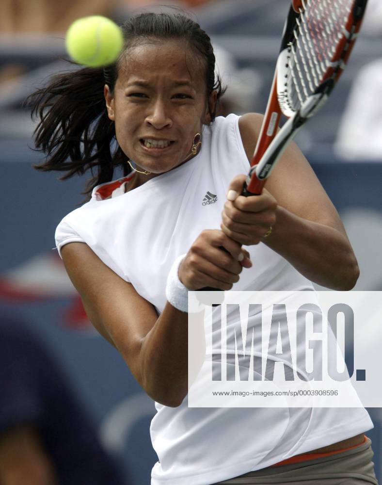 Anne Keothavong (Großbritannien) Tennis Damen US Open 2008, Grand Slam, WTA Tour Einzelbild Flushing Meadow New York, NY N Y Dynamik, Anstrengung,