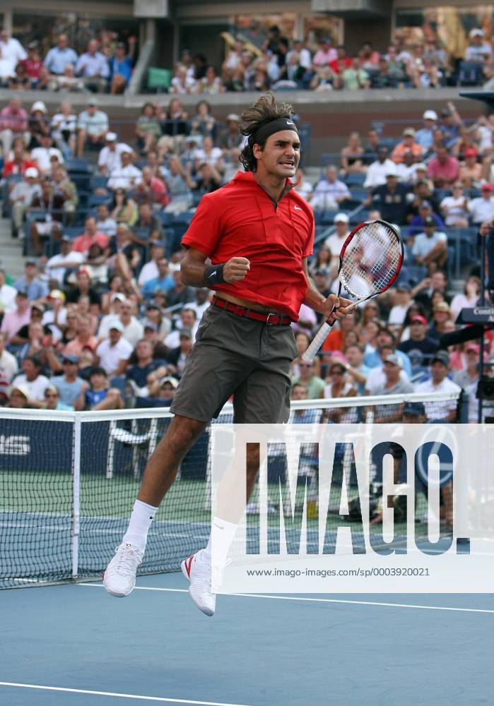 Roger Federer (Schweiz) jubelt Tennis Herren US Open 2008, Grand Slam, ATP Tour Einzelbild Flushing Meadow New York, NY N Y Freude, Begeisterung,