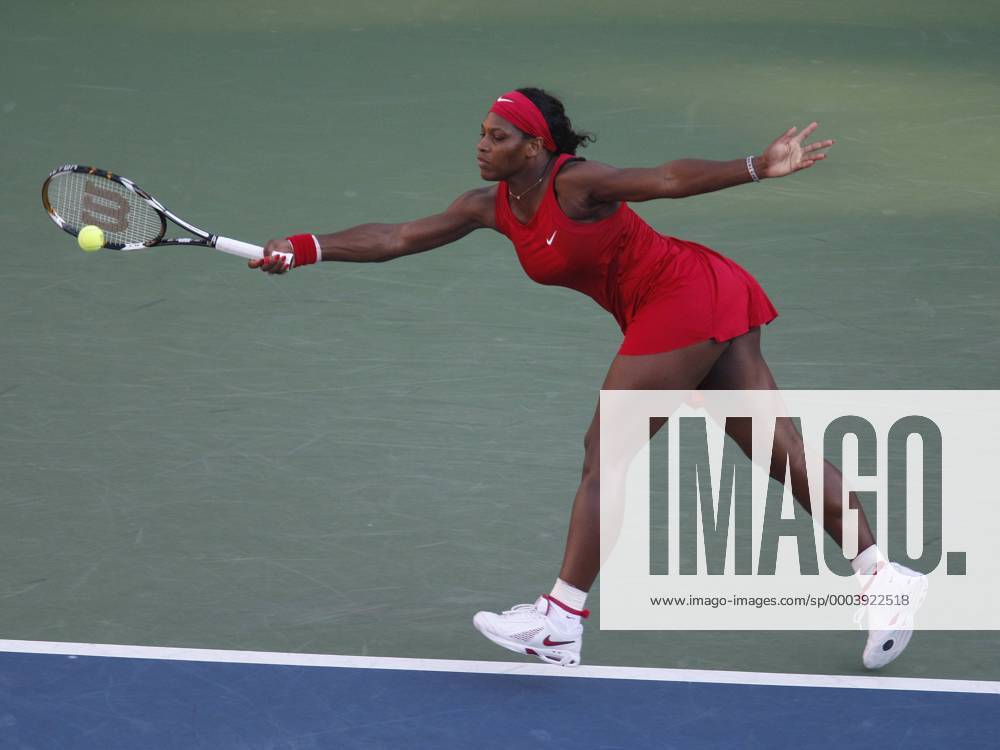 Serena Williams (USA) Tennis Damen US Open 2008, Grand Slam, WTA Tour Einzelbild Flushing Meadow New York, NY N Y Dynamik,