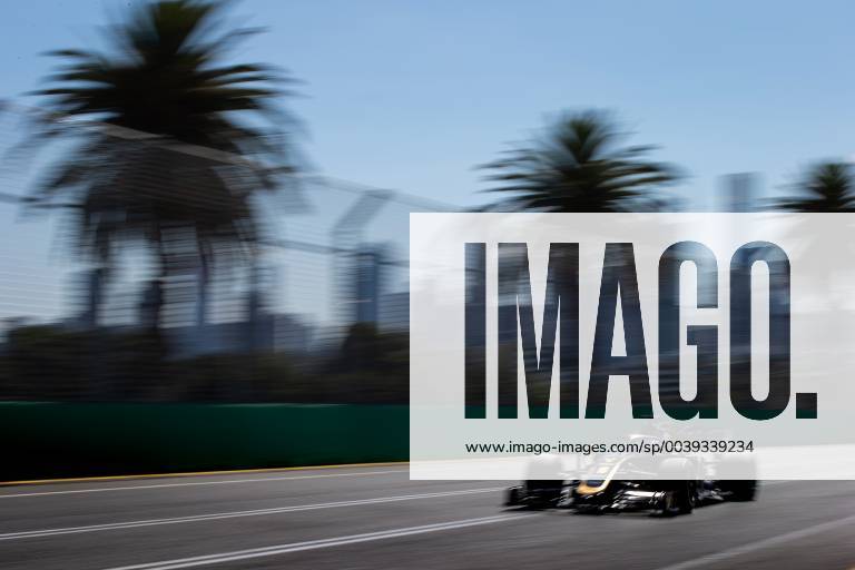 free Practice 2, Romain Grosjean (FRA) Haas F1 Team VF-19