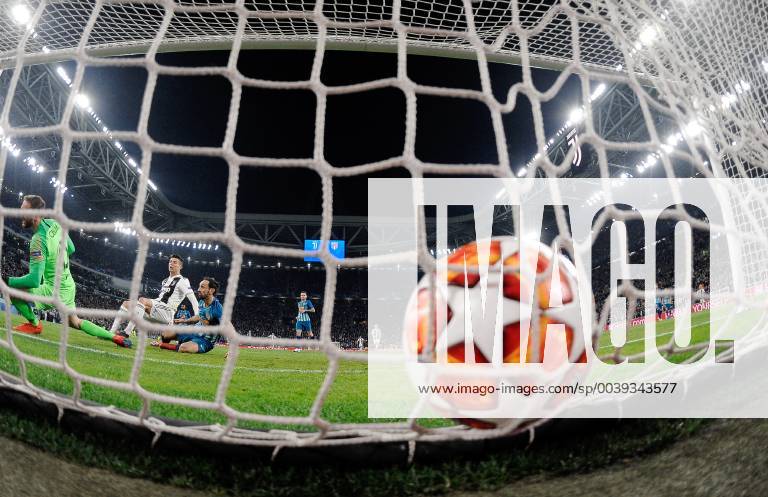 FOOTBALL CHAMPIONS LEAGUE SAISON 2018 2019 ACHTELFINAL RUECKSPIEL Juventus Turin Atletico Madrid 12 03 2019 Ball in goal net