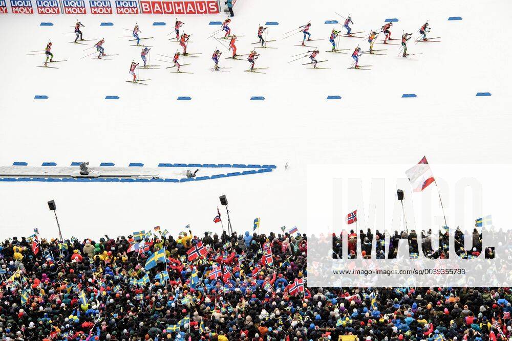 Spectators at the start of of the Women s 4x6 km Relay during the IBU World Championships Biathlon on March 16 2019 in Östersund Photo Petter Arvidson BILDBYRAN kod PA 92268,