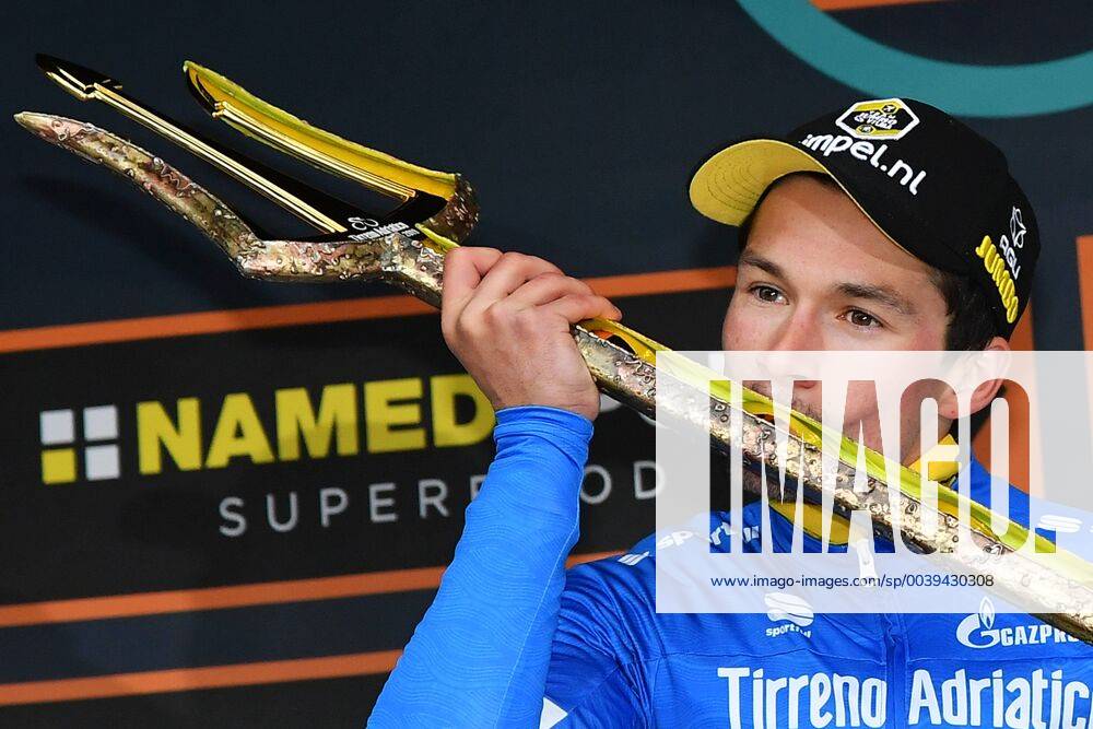 KW12 Photo Gian Mattia D Alberto LaPresse March 19, 2019 San Benedetto del Tronto (Italy) Cycling Tirreno-Adriatico 2019 - edition 54 - individual time trial - Lido di Camaiore to Lido di Camaiore (6,2 miglia) In the pic:& xa0;Primoz Roglic , winner of Tirreno-Adriatico