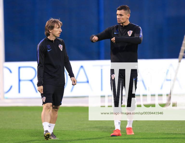 Fußball, Nationalteam Kroatien Training Croatian national football team training 20.03.2019. , Zagreb - On stadium Maksimir Croatian national football team held a training before qualifying matches for Euro 2020 against Azerbaijan and Hungary. Luka Modric and Dejan Lovren MarkoxPrpic PIXSELL
