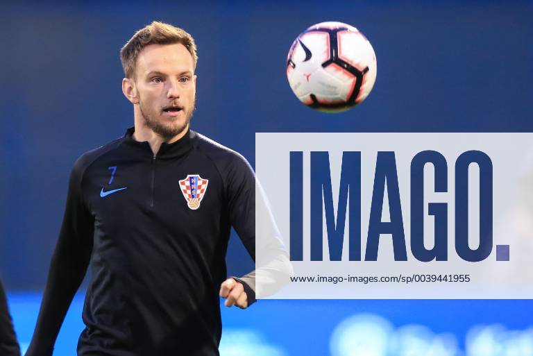 Fußball, Nationalteam Kroatien Training Croatian national football team training 20.03.2019. , Zagreb - On stadium Maksimir Croatian national football team held a training before qualifying matches for Euro 2020 against Azerbaijan and Hungary. Ivan Rakitic MarkoxPrpic PIXSELL