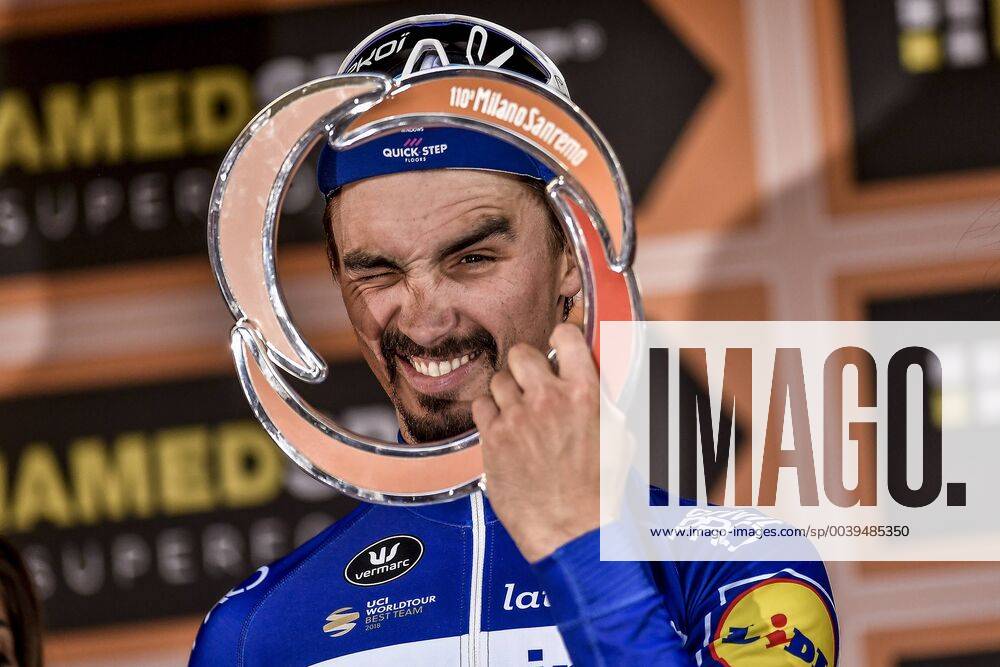 KW12 Photo LaPresse Marco Alpozzi March 23, 2018 Sanremo (Italy) Cycling Tirreno-Adriatico 2019 - edition 110 - Milano to Sanremo (182 miles) In the pic:& xac;& x2020; Julian Alaphilippe (Deceuninck - Quick-Step)