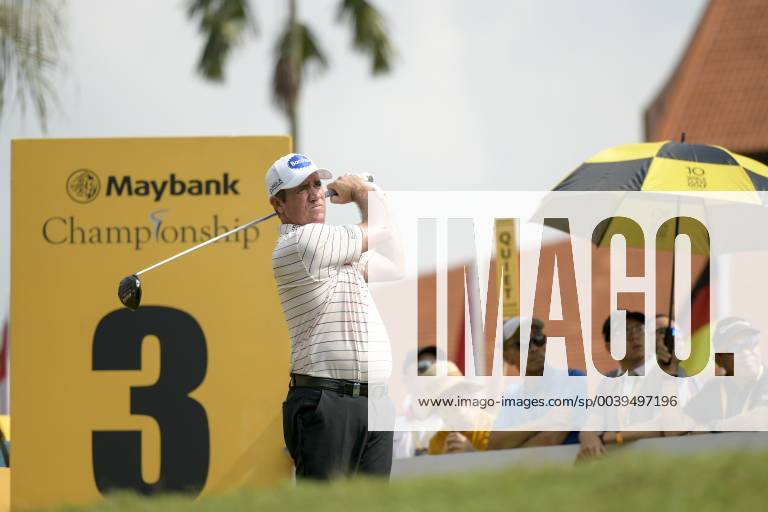 Kuala Lumpur, Malaysia - Scott Hend of Australia hits his tee-shot on the 3rd hole on Day Four of the Maybank Championship at Saujana Golf and Country Club on March 24, 2019 in Kuala Lumpur, Malaysia. Maybank Championship 2019 - Day Four In Kuala Lumpur - ZUMAn230 20190324_zaa_n230_067