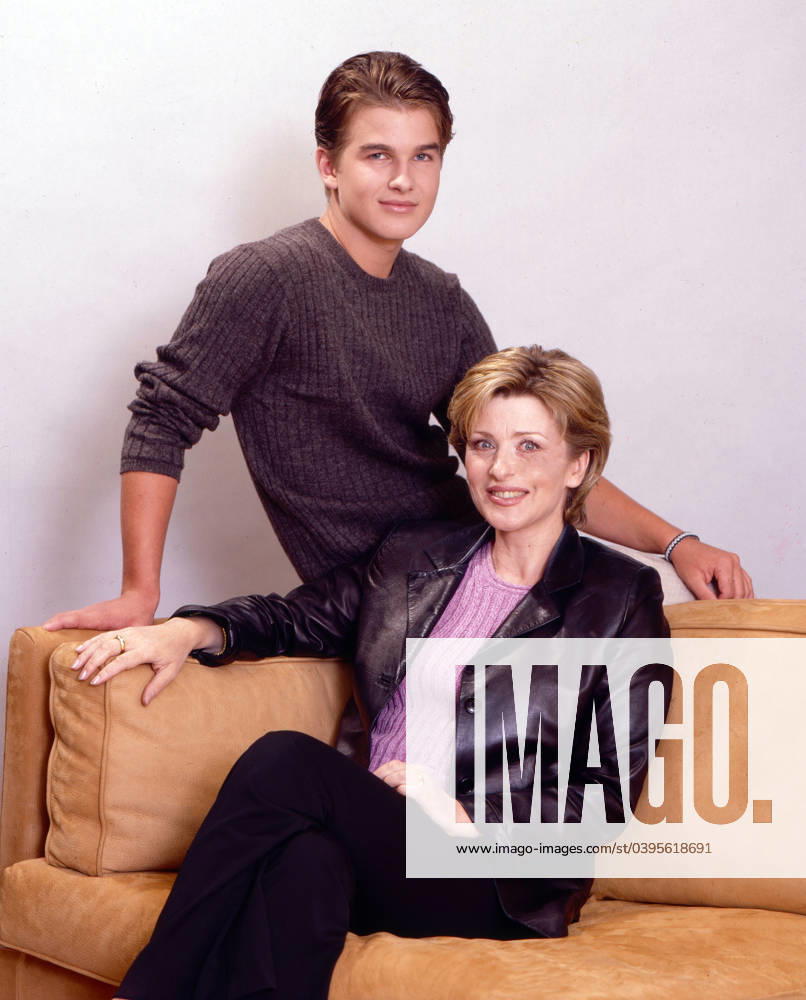 Carmen Nebel, deutsche Fernsehmoderatorin, und Sohn Gregor Nebel, Deutschland 2000. Deutschland