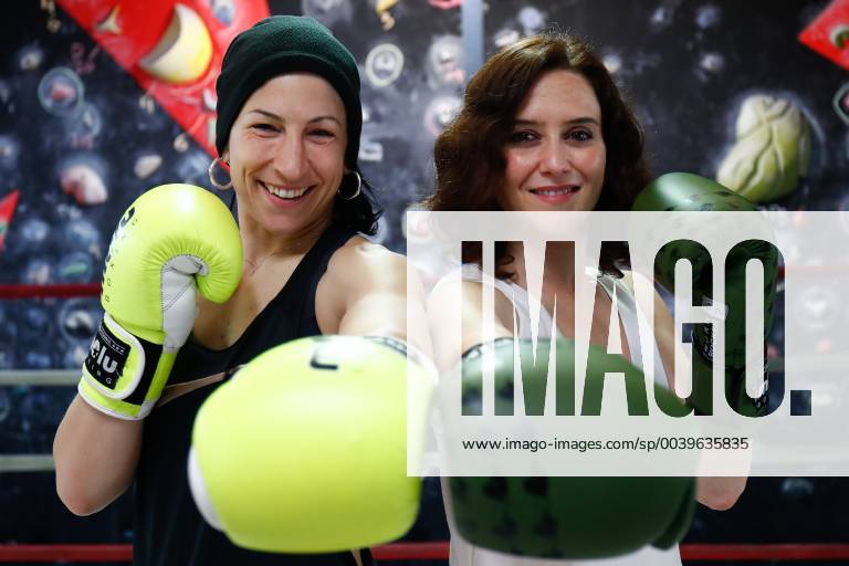 Madrid, MADRID, SPAIN - MADRID, SPAIN - APRIL 01: The PP candidate to the presidency of Madrid, Isabel Diaz Ayuso (R), visits the female European boxing Champion, Miriam Gutierrez (L), on April 01, 2019 in Madrid, Spain. BOXING - POLITICAL VISITS TO MIRIAM GURIERREZ - ZUMAa181 90418729st