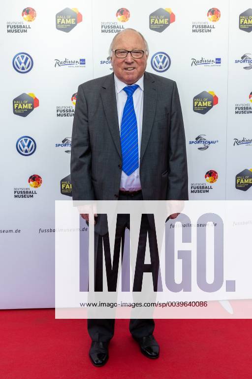 Uwe Seeler at the award ceremony for the opening of the HALL OF FAME of German football 01 04 2019 Award ceremony for the opening of the HALL OF FAME of German football 01 04 2019 Dortmund