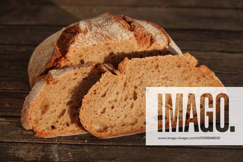 Dinkelbrot, spelt bread Dinkelbrot, spelt bread