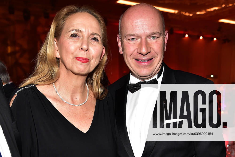 In the BallSaal, BARBARA SLOWIK, Kai Wegner Reg Bürgermeister Polizeipräsidentin 26 Press Ball Berlin at the Hotel TitanicP in Berlin, on 27 01 2024 26 Press Ball Berlin Photopress Mueller