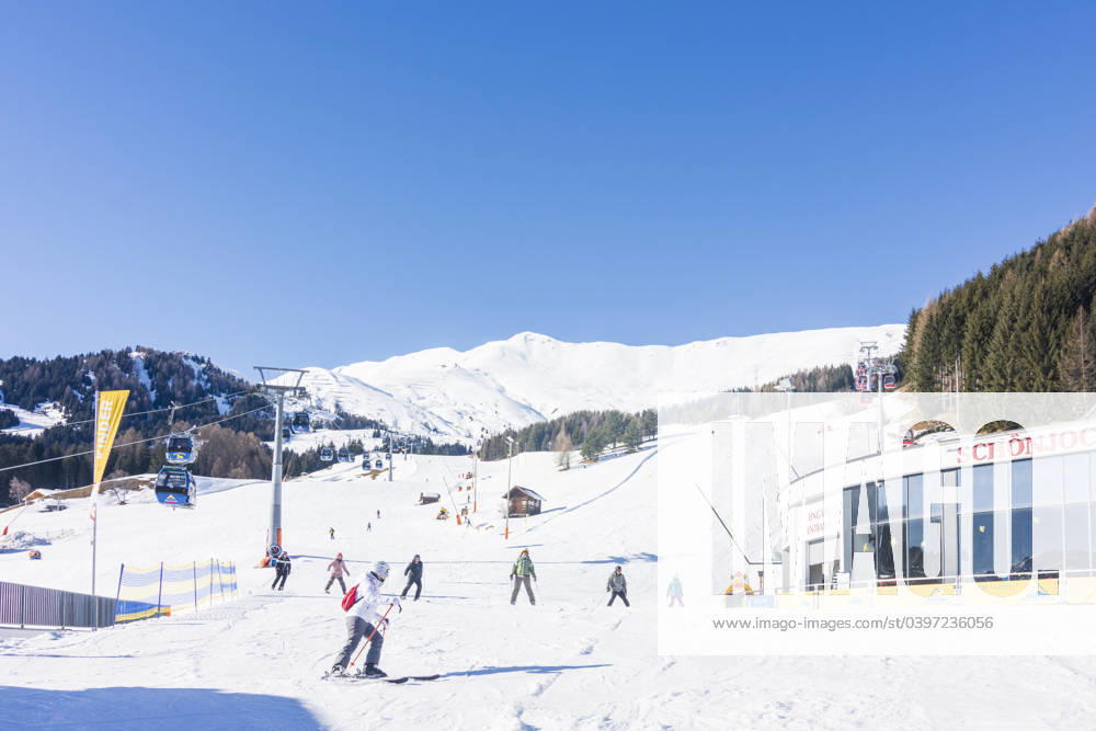 Ski lifts, ski slope, downhill skiing, Samnaun Alps