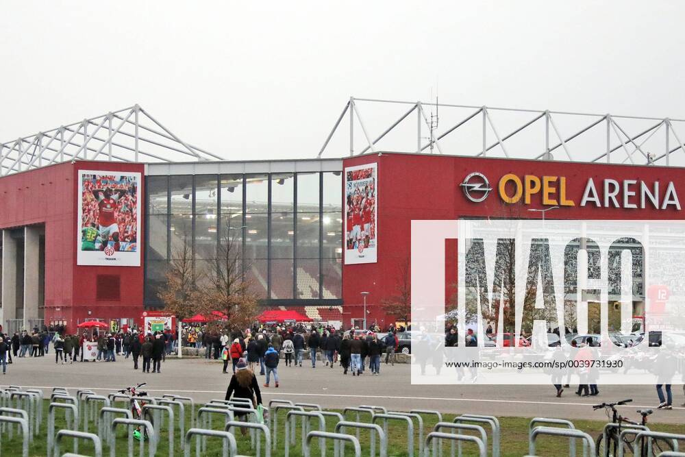 The Opel Arena of FSV Mainz 05 1 BL 18 19 28 Sptg FSV Mainz 05 vs. SC Freiburg DFL REGULATIONS PROHIBIT ANY USE OF PHOTOGRAPHS AS IMAGE SEQUENCES AND OR QUASI VIDEO 1 BL 18 19 28 Sptg FSV Mainz 05 vs. SC Freiburg Mainz