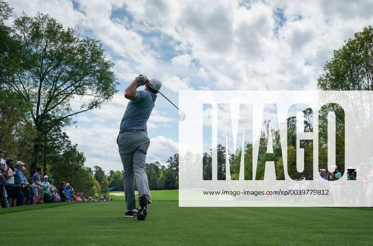Keegan Bradley watches his hit off the 5th tee during a practice round before the 2019 Masters Tournament at Augusta National Golf Club in Augusta, Georgia, on April 9, 2019. AUG201904093115 KEVINxDIETSCH