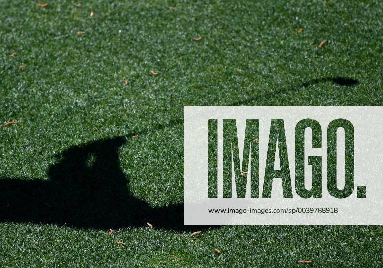 Rory McIlroy of Northern Ireland hits a tee shot at practice on the Wednesday before the 2019 Masters Tournament at Augusta National Golf Club in Augusta, Georgia, on April 10, 2019. AUG20190410901 KEVINxDIETSCH